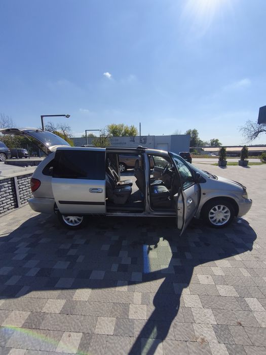 CHRYSLER GR.VOYAGER 2001 VIN 1C8GYN4M51U101528 фото оголошення 8 з 15