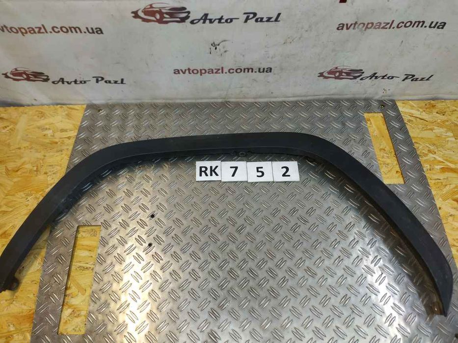 Toyota Land Cruiser 300 2021- Розширювач арки перед L RK0752 75602WY01