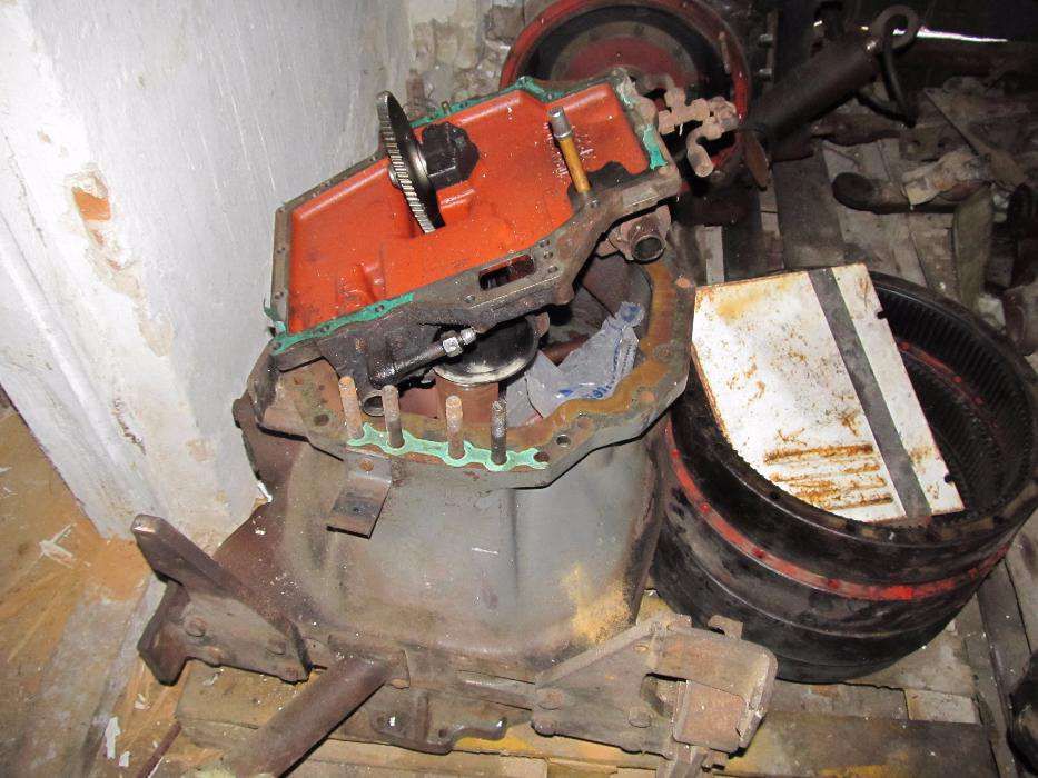 FENDT 824 częsci silnik skrzynia biegów nowe i używane.