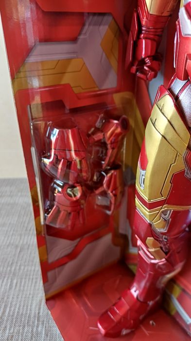 Iron man 1/4 Marvel Neca 50cm