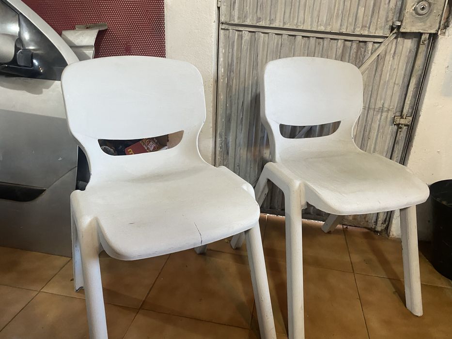 Cadeiras plástico termodur