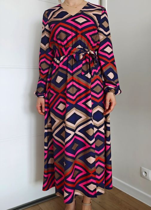 Sukienka na okazje i na co dzień.