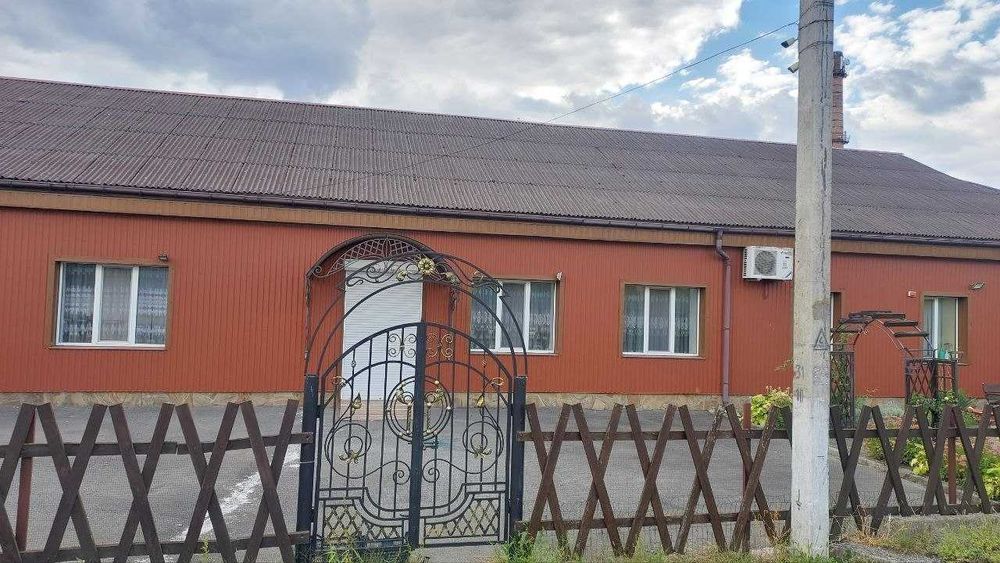 Бізнес приміщення в оренду