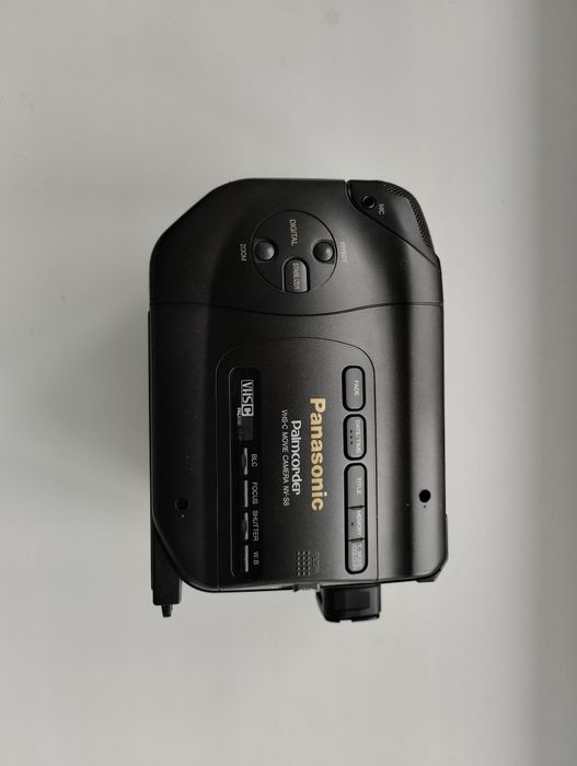 Panasonic видеокамера VHS-C на видеокассетах