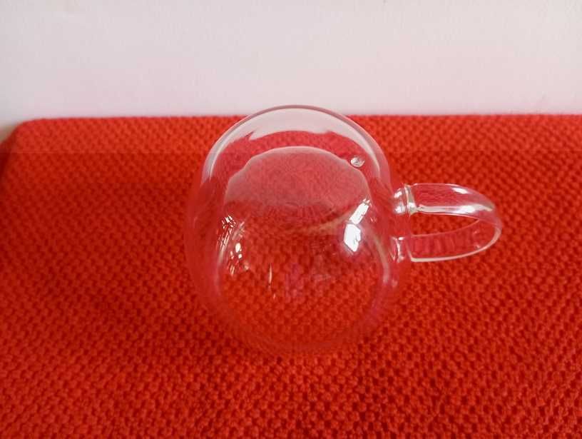 Filiżanki z podwójną ścianką, 250 ml.