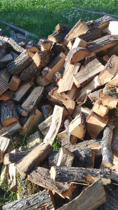 Дрова з доставкою безкоштовною.