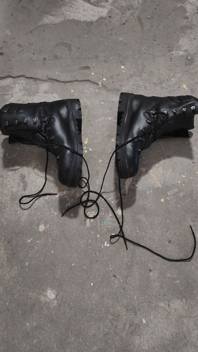 Sprzedam nowe buty wojskowe rozm. 46
