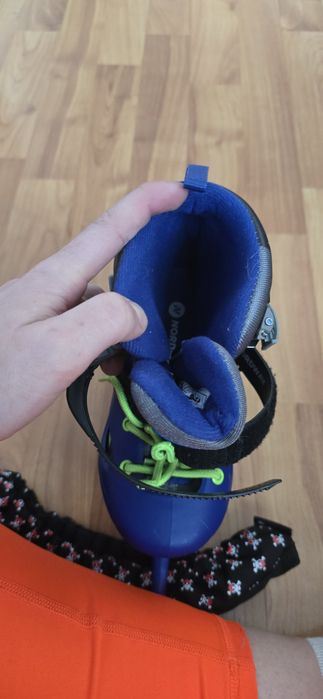 Продам коньки размер 30-33