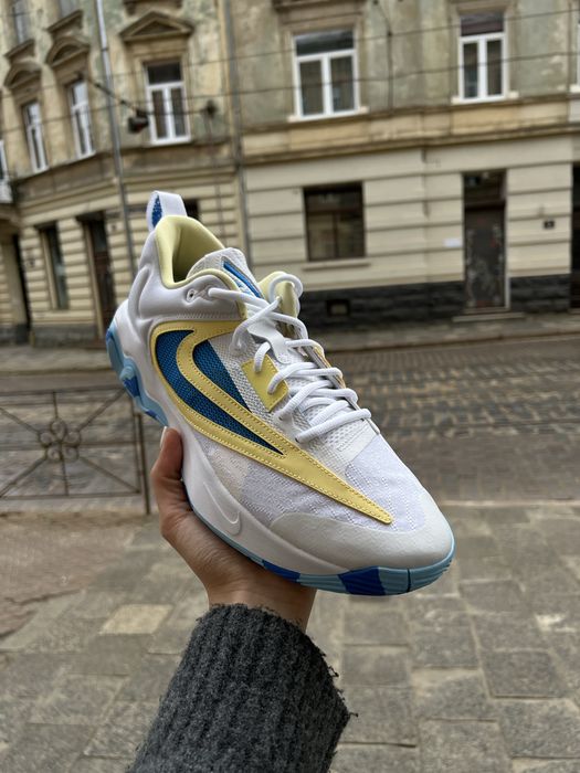 Nike GIANNIS IMMORTALITY 3 кросівки чоловічі баскетбольні нові найк