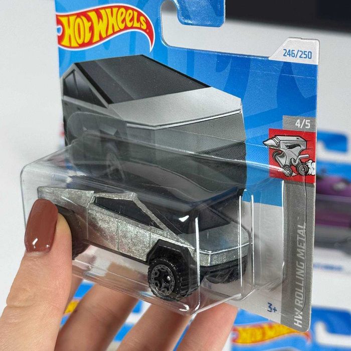 Машинка Hot Wheels Tesla Cybertruck Rolling Metal Хот вілс Тесла
