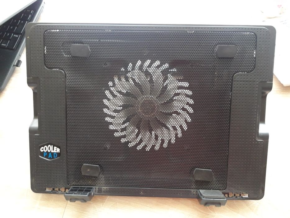 Podkładka chłodząca pod laptopa