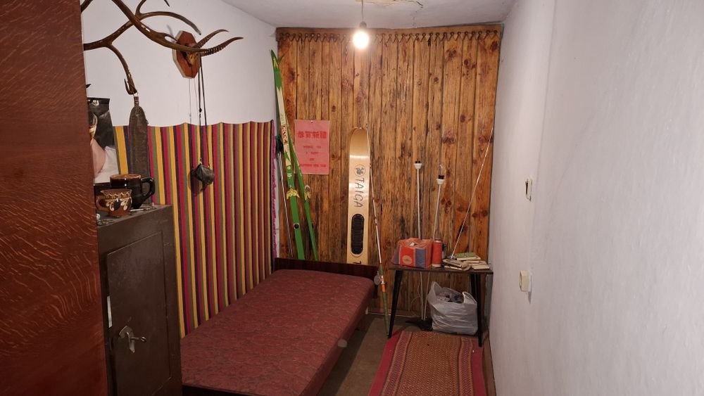 Хата в с.Комарівці будинок