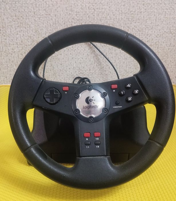 Руль с педалями Logitech Formula Vibration Feedback Wheel: 950 грн ...