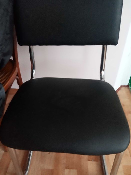 Крісло офісне як нове тильки самовывоз