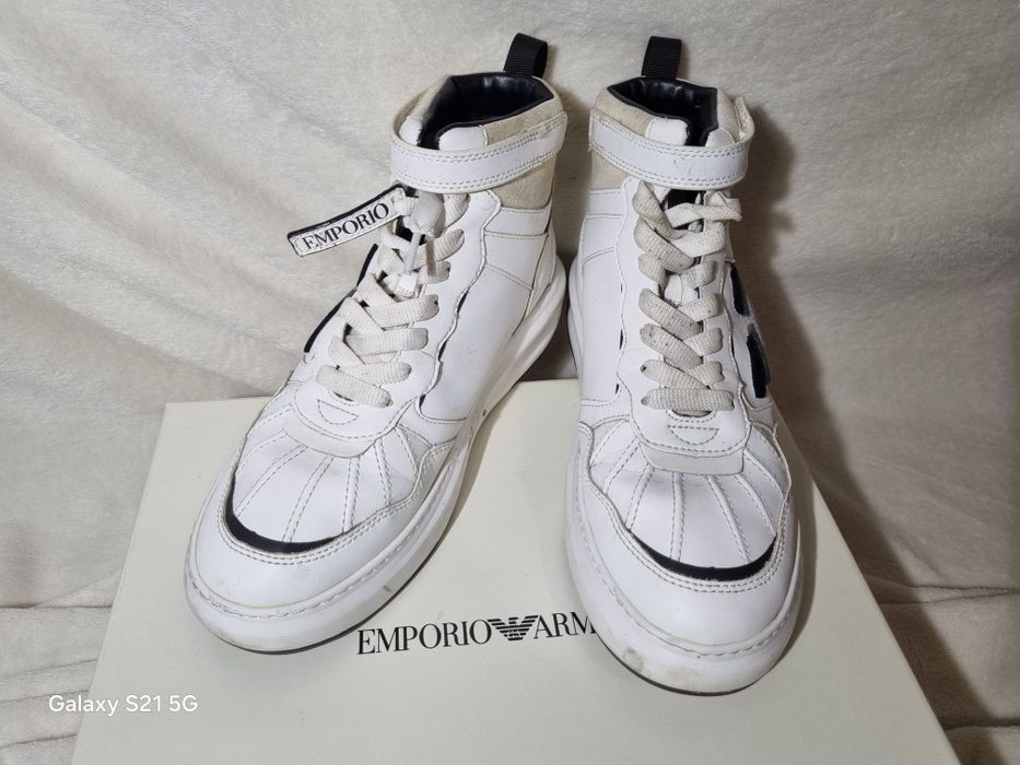 Emporio Armani - sneakersy skórzane. Rozmiar 41. Model unisex