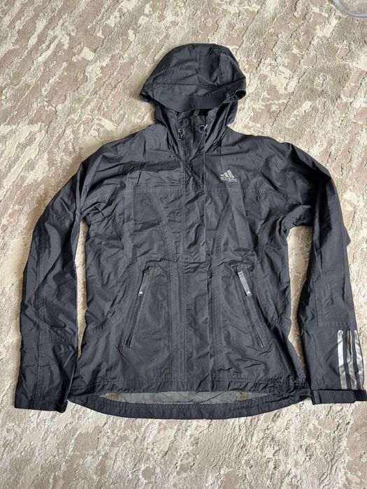 Продам куртку Adidas
