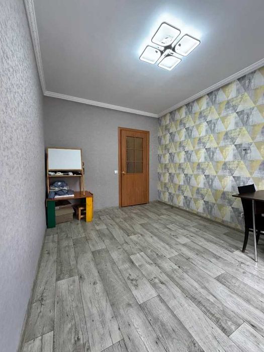 Продам 2к квартиру жм Клочко Караван Лівий берег
