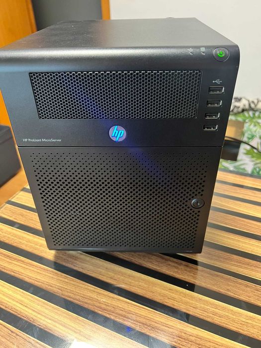 HP MicroServer G7 + 8GB RAM + 6TB HDD + Lic. Unraid Pro
