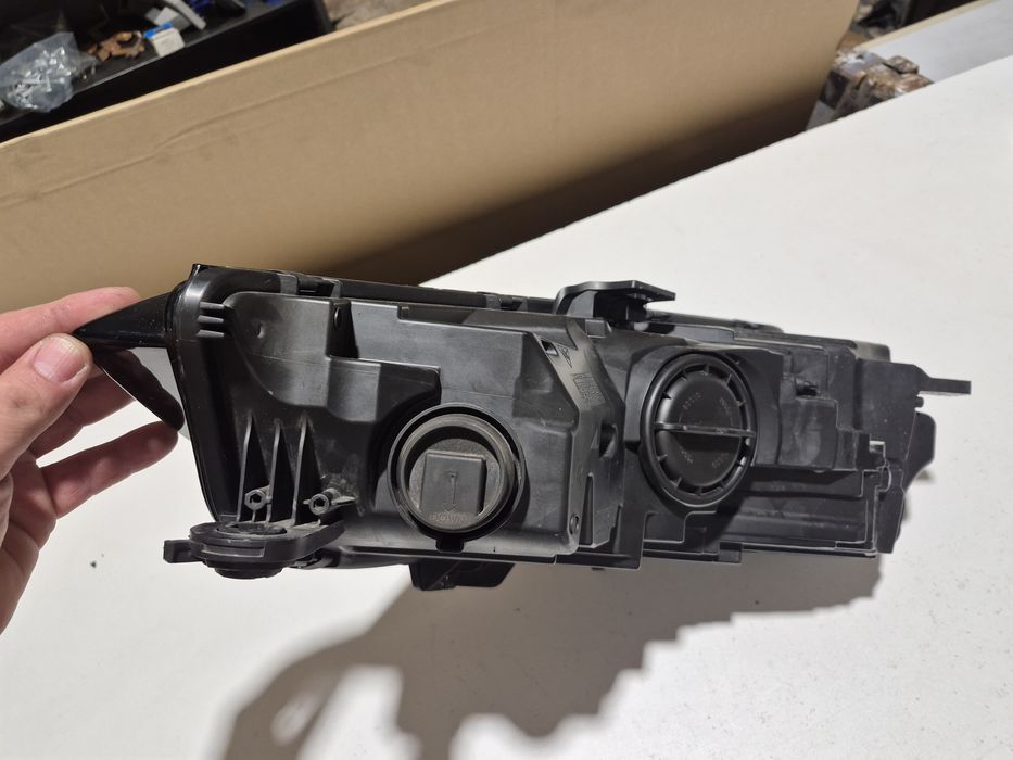 Lampa przód prawa Audi A4 B9 lift. 8W0.941.012