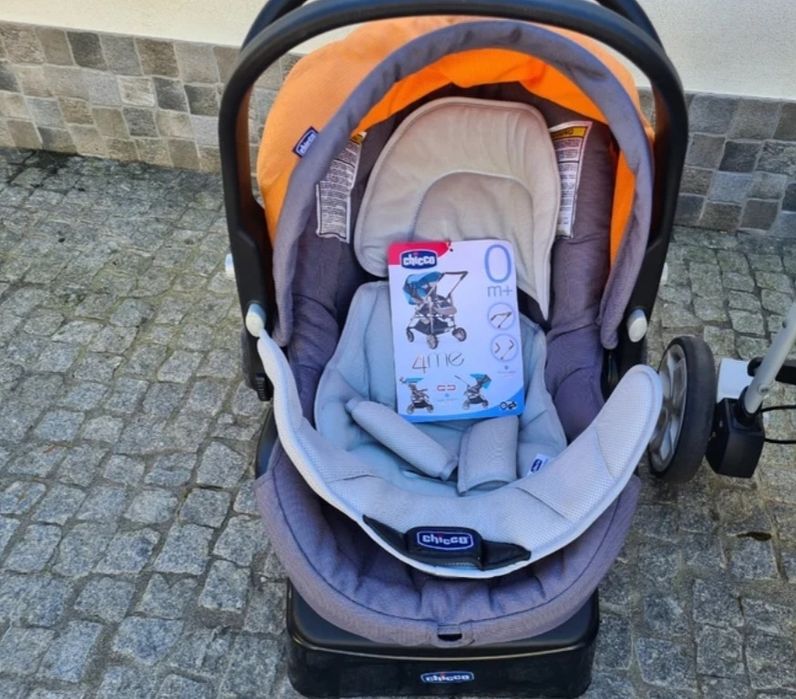 Carrinho de bebé chicco