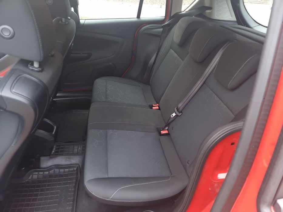 Продаж машини Ford B-max