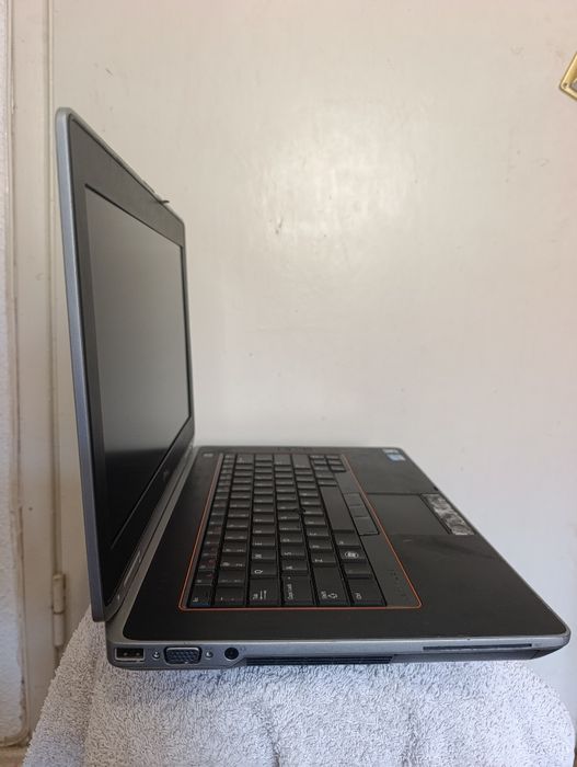 Dell Latitude E6420 (i5-2520M - 8GB RAM - 128GB SSD - NVIDIA NVS 4200M)