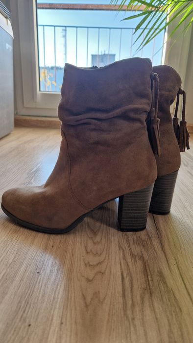 Kozaki botki Lasocki r.36