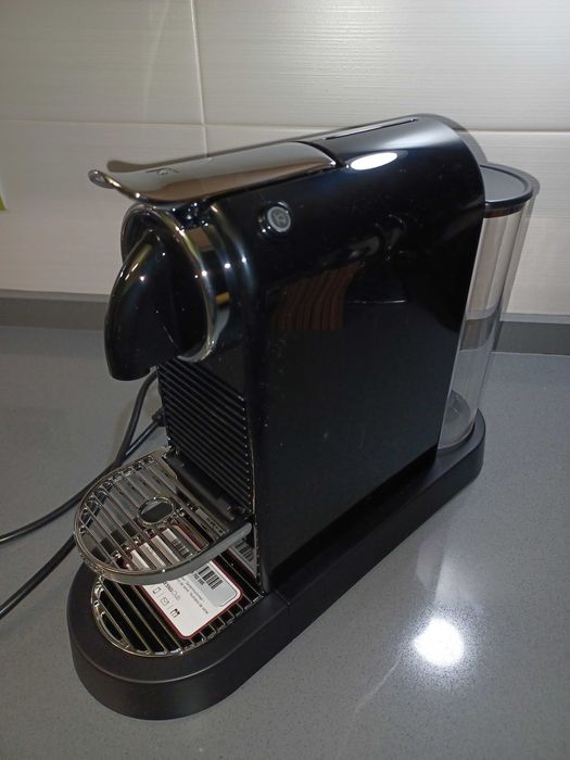 Máquina de Café nova, Marca: Nespresso CitiZ Black