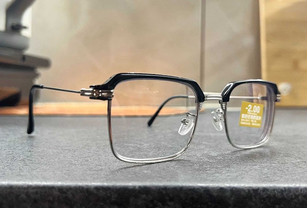 Okulary fotochromowe na krótkowzroczność uniseks