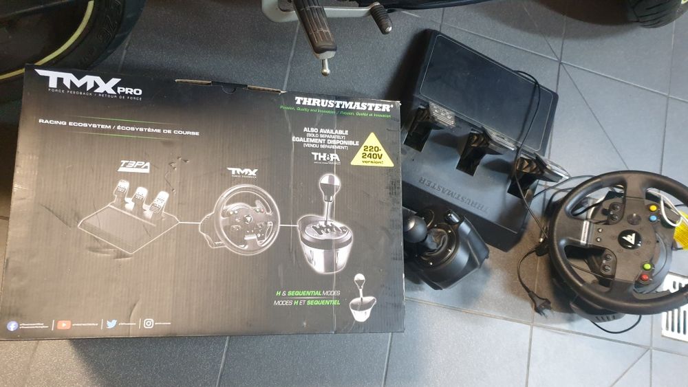 zestaw kierownica Thrustmaster TMX, T3PA,TH8A najlepsza na rynku