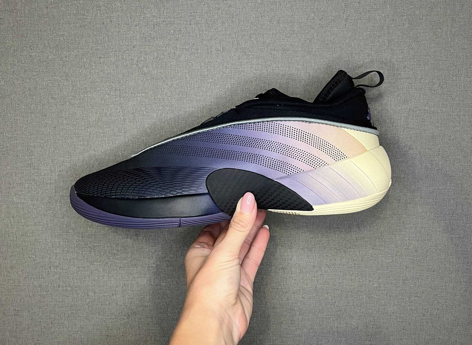 Кросівки баскетбольні Adidas D.O.N. Issue #7 'Preloved Violet' 42 р оригінал