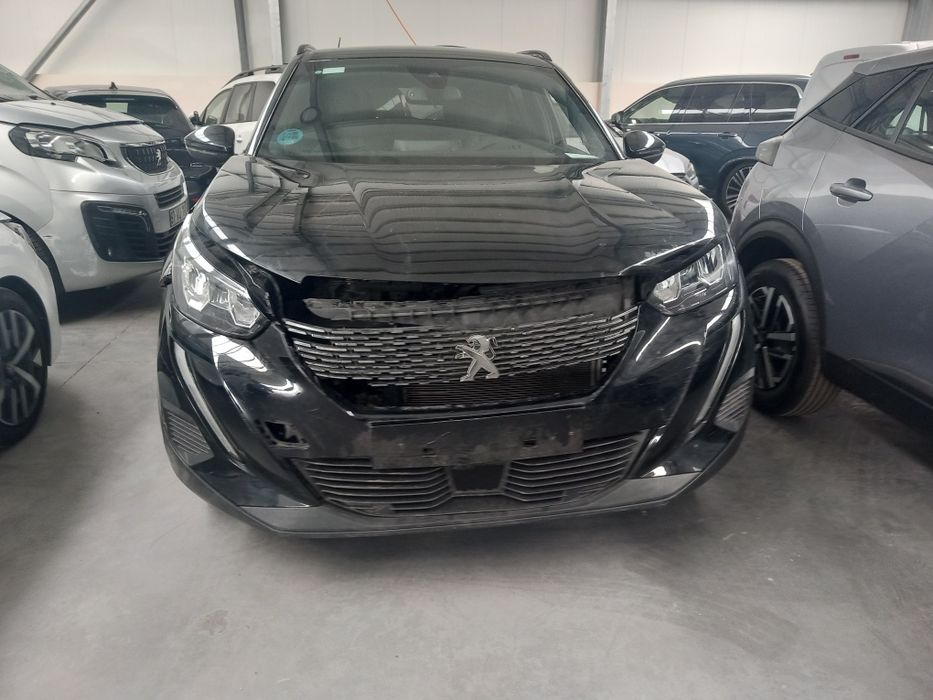 Peugeot 2008 allure 1.2 2023
