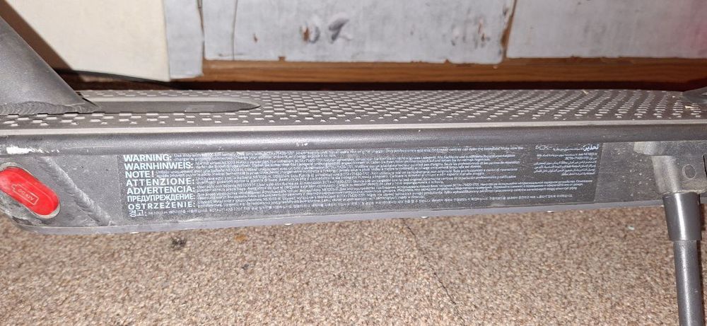 Hulajnoga elektryczna mi 1s