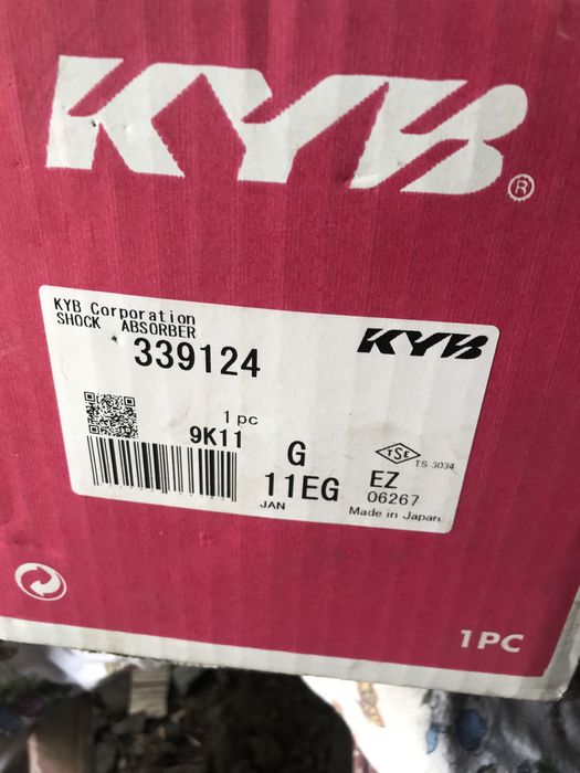 Амортизатор передний левый и правий  Kayaba - 339125