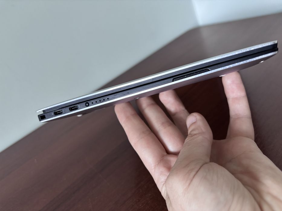 Ультрабук Dell xps 7390 13.3”  4К  i7  ОЗП-16  512Гб