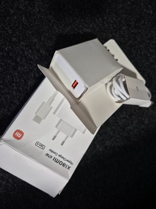 Carregador Xiaomi 67W HyperCharge Combo