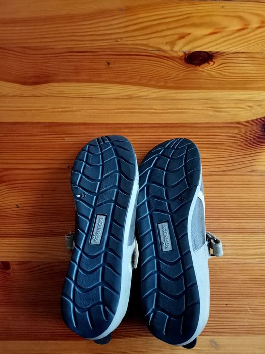 Buty dla dziewczynki
