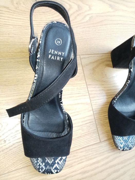 Buty czarne obcas rozmiar 39