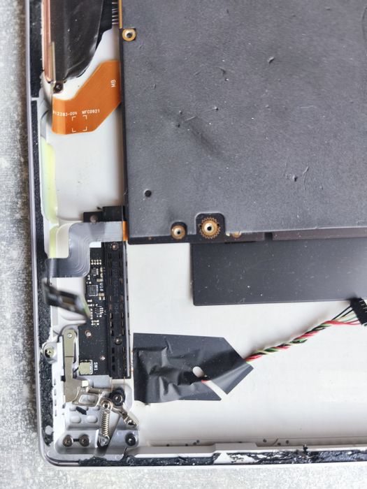 плата Microsoft Surface Book 2 без M2