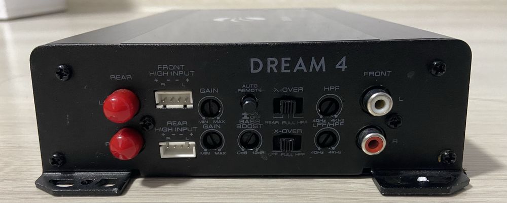 4-х канальный усилитель Rainbow Dream 4