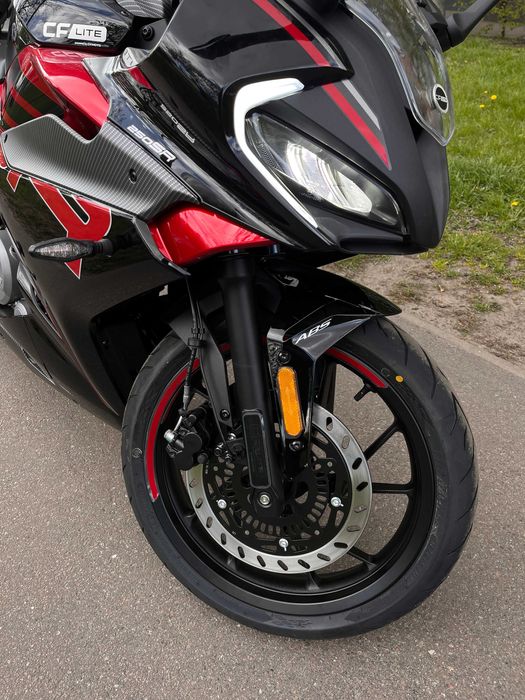 Мотоцикл CFMOTO 250SR LITE
