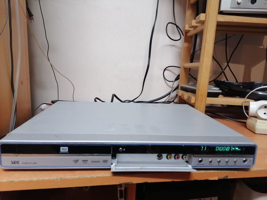 Nagrywarka SEG DVRH 67-250 HDD 160gb