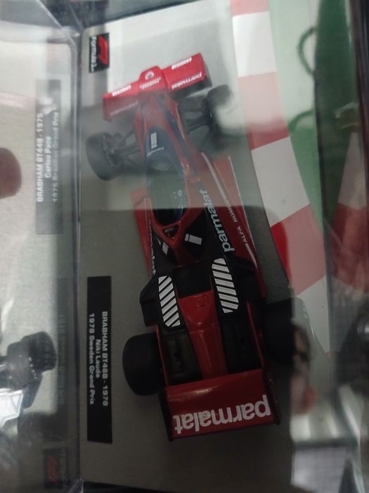 Colecção de miniaturas de carros de F1
