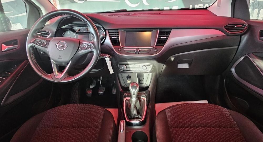 Opel Crossland 1.2 T Business Edition