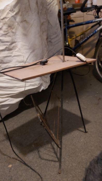 Lampa stojaca podlogowa stolik prl, gazetnik