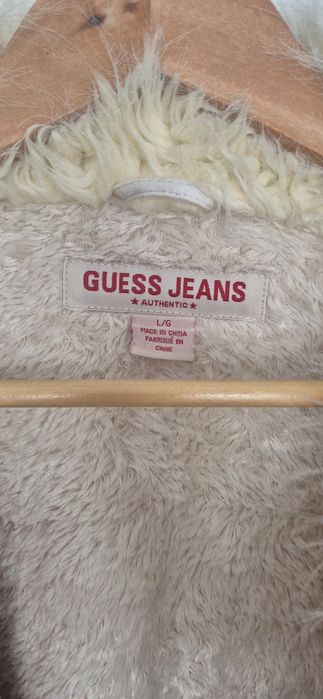 Kurtka damska z futerkiem Guess L
