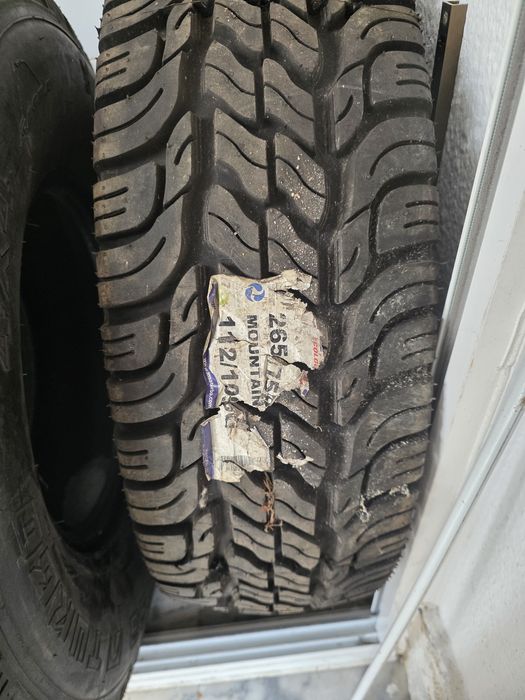 Pneus Insa Turbo 265/75 R16