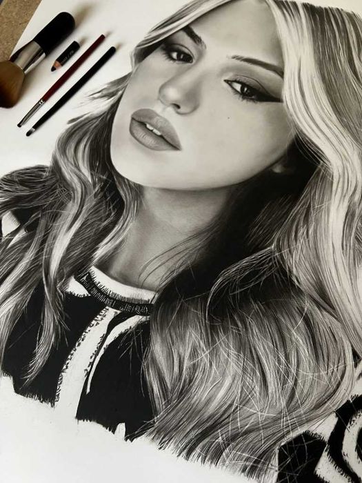 Retrato personalizado a grafite e carvão