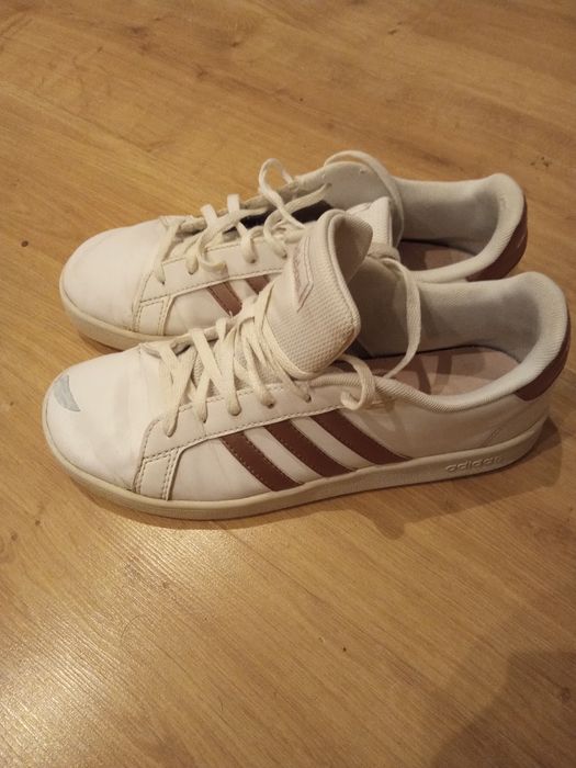 Buty sportowe damskie adidas r.38,5 stan zadowalający