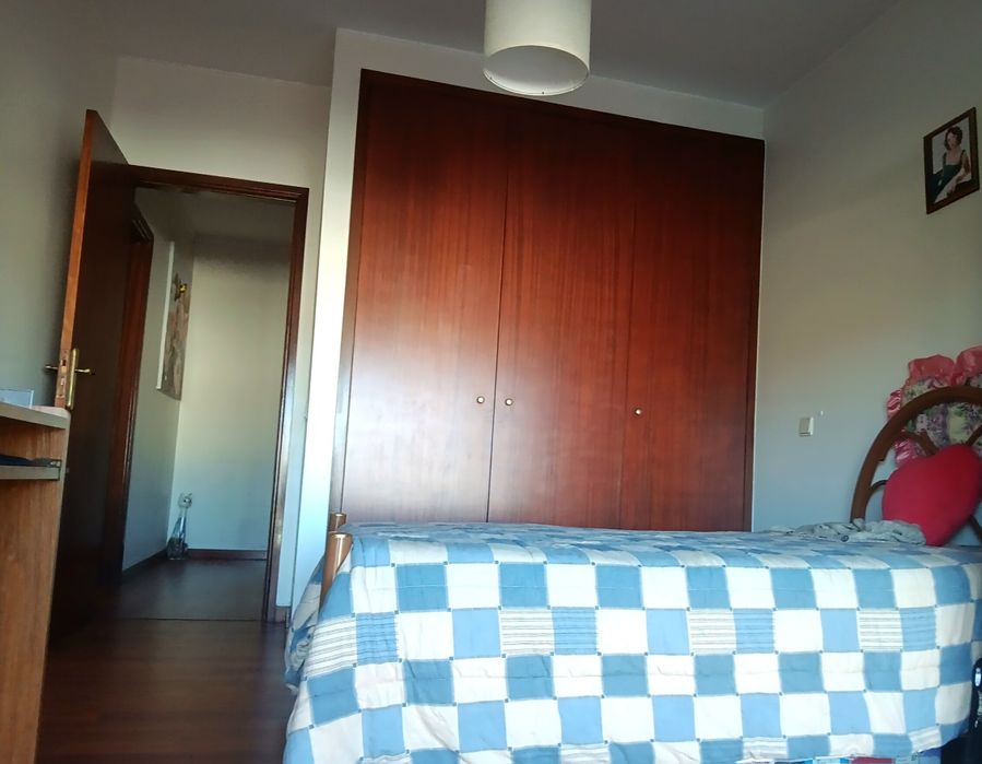 t2 Mozelos c /  120 metros quadrados /suite 2 varandas lugar de garagem